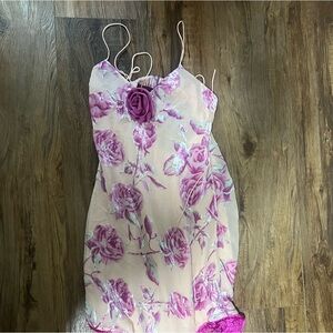 Pink and cream floral dress from Love and Lemons Size medium